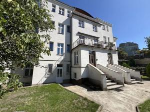 Pronájem bytu 2+kk, Praha - Nusle, V luhu, 59 m2