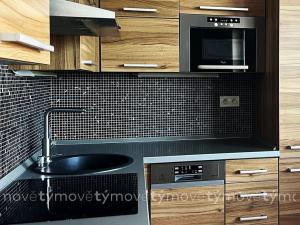 Pronájem bytu 2+kk, Pardubice, Jozefa Gabčíka, 55 m2