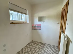 Pronájem bytu 2+1, Sezimovo Ústí, Dr. E. Beneše, 75 m2