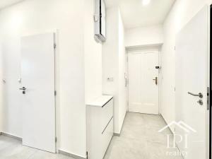 Prodej bytu 2+kk, Praha - Libeň, Na Rokytce, 60 m2