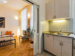 Pronájem bytu 2+1, Praha - Vinohrady, Polská, 50 m2