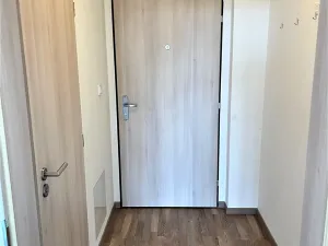 Pronájem bytu 1+kk, Praha - Stodůlky, Holýšovská, 32 m2