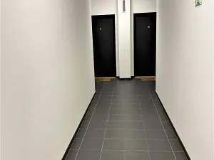 Pronájem bytu 1+kk, Praha - Stodůlky, Holýšovská, 32 m2