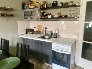 Pronájem bytu 1+kk, Praha - Břevnov, Šlikova, 26 m2