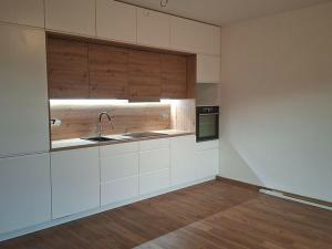 Pronájem bytu 2+kk, Dobříš, Na Čihadlech, 45 m2