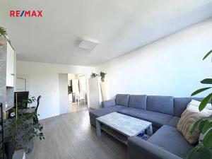 Prodej bytu 3+1, Praha - Újezd nad Lesy, Žárovická, 63 m2