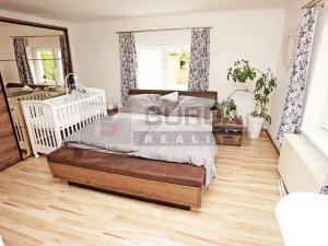 Prodej rodinného domu, Střemy, 240 m2