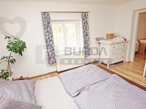 Prodej rodinného domu, Střemy, 240 m2