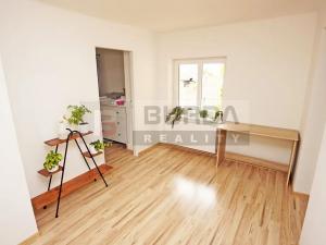 Prodej rodinného domu, Střemy, 240 m2
