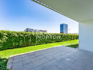 Pronájem bytu 4+kk, Praha - Vysočany, Strnadových, 119 m2