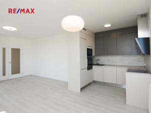 Pronájem bytu 4+kk, Praha - Hlubočepy, náměstí Olgy Scheinpflugové, 120 m2