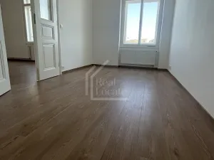 Pronájem bytu 2+1, Praha - Holešovice, Bubenské nábřeží, 73 m2