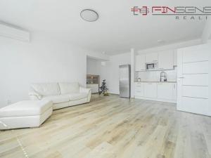 Pronájem bytu 3+kk, Praha - Záběhlice, U mlýna, 66 m2