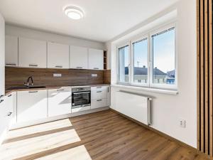 Pronájem bytu 4+kk, Benešov, Vlašimská, 109 m2
