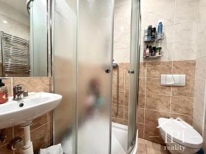 Pronájem bytu 2+kk, Praha - Košíře, Mahenova, 37 m2