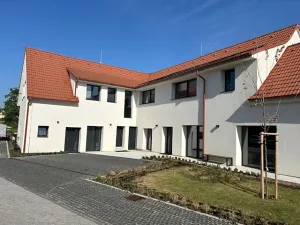 Pronájem bytu 1+kk, Horoměřice, Velvarská, 27 m2
