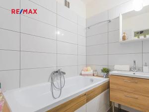 Pronájem bytu 2+kk, Kladno, Čs. armády, 54 m2