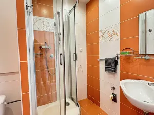 Pronájem bytu 2+kk, Kladno, Vodárenská, 40 m2