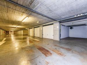 Pronájem garáže, Praha - Strašnice, Štěchovická, 16 m2