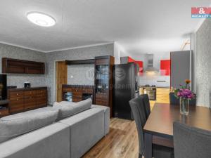 Prodej bytu 3+kk, Praha - Prosek, Lovosická, 67 m2