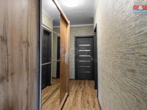 Prodej bytu 3+kk, Praha - Prosek, Lovosická, 67 m2