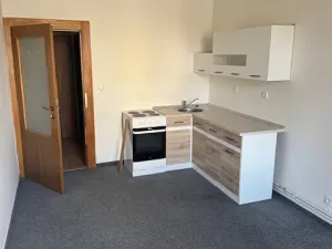 Pronájem bytu 3+kk, Jihlava, Masarykovo náměstí, 72 m2