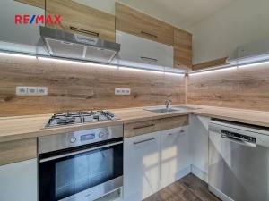 Pronájem bytu 2+kk, Nymburk, U Růžáku, 49 m2