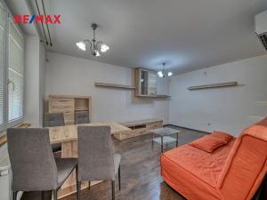 Pronájem bytu 2+kk, Nymburk, U Růžáku, 49 m2