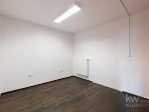 Pronájem kanceláře, Louny, Husova, 175 m2