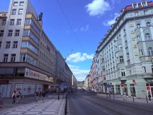 Pronájem obchodního prostoru, Praha - Staré Město, Revoluční, 30 m2