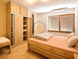 Pronájem ubytování, Turnov, Žižkova, 1000 m2