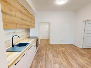 Pronájem bytu 2+kk, Žirovnice, Havlíčkovo náměstí, 39 m2