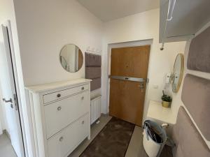 Pronájem bytu 2+kk, Praha - Strašnice, Počernická, 50 m2