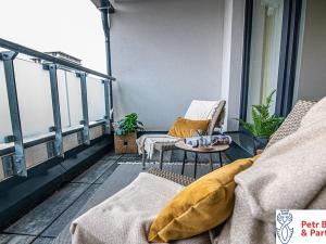 Pronájem bytu 2+kk, Praha - Stodůlky, náměstí Junkových, 49 m2