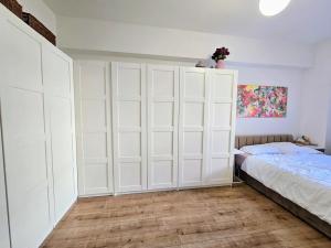 Pronájem bytu 3+1, Praha - Vršovice, Vladivostocká, 82 m2