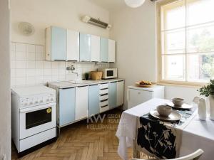 Pronájem bytu 2+1, Praha - Střešovice, Západní, 42 m2