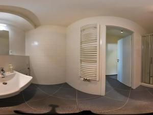 Pronájem bytu 1+kk, Praha - Hlubočepy, Vítové, 30 m2
