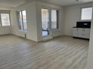 Pronájem bytu 2+kk, Praha - Hlubočepy, náměstí Olgy Scheinpflugové, 56 m2