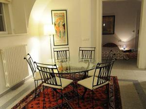 Pronájem bytu 2+kk, Praha - Malá Strana, Vlašská, 92 m2
