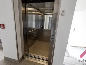 Pronájem bytu 1+kk, Praha - Nusle, Bartoškova, 37 m2