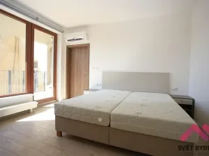 Pronájem bytu 2+kk, Praha - Nusle, Ctiradova, 60 m2