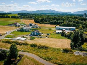 Prodej pozemku pro bydlení, Staré Město, 1701 m2