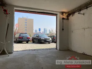 Pronájem garáže, Praha - Nusle, Na Topolce, 18 m2