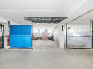 Pronájem garážového stání, Plzeň, Tomanova, 12 m2