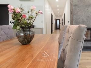 Prodej rodinného domu, Dolany, 160 m2