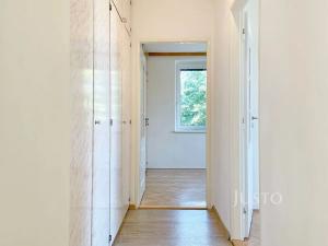 Pronájem bytu 3+1, Praha - Záběhlice, Slunečnicová, 60 m2