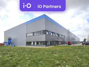 Pronájem skladu, Chrášťany, Za Tratí, 4100 m2
