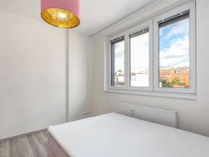 Pronájem bytu 3+1, Praha - Vršovice, Rostovská, 79 m2