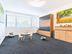 Prodej vily, Praha - Újezd nad Lesy, Pilovská, 311 m2