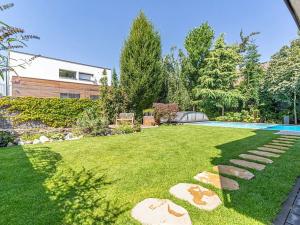 Prodej vily, Praha - Újezd nad Lesy, Pilovská, 311 m2